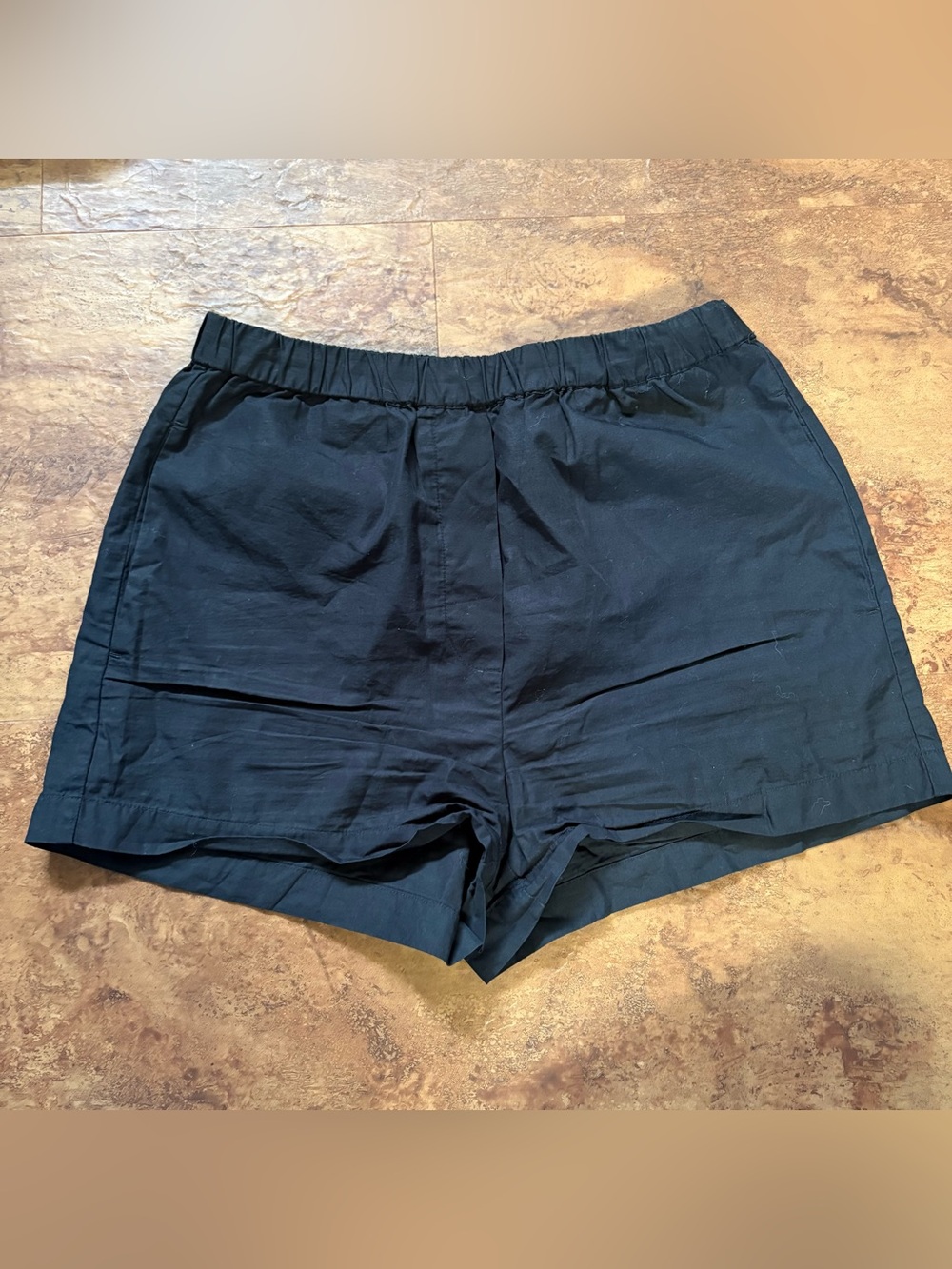 Wilfred Black High-Waist Elastic Casual Shorts